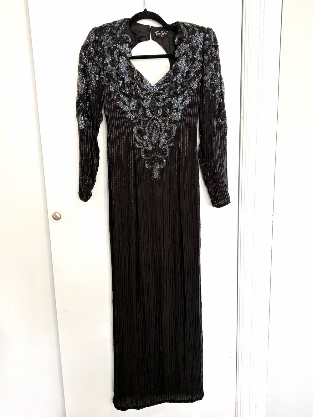 VTG 90s Tan Chho Black 100% Silk Beaded Sequin Evening Gown Dress Long Sleeve S